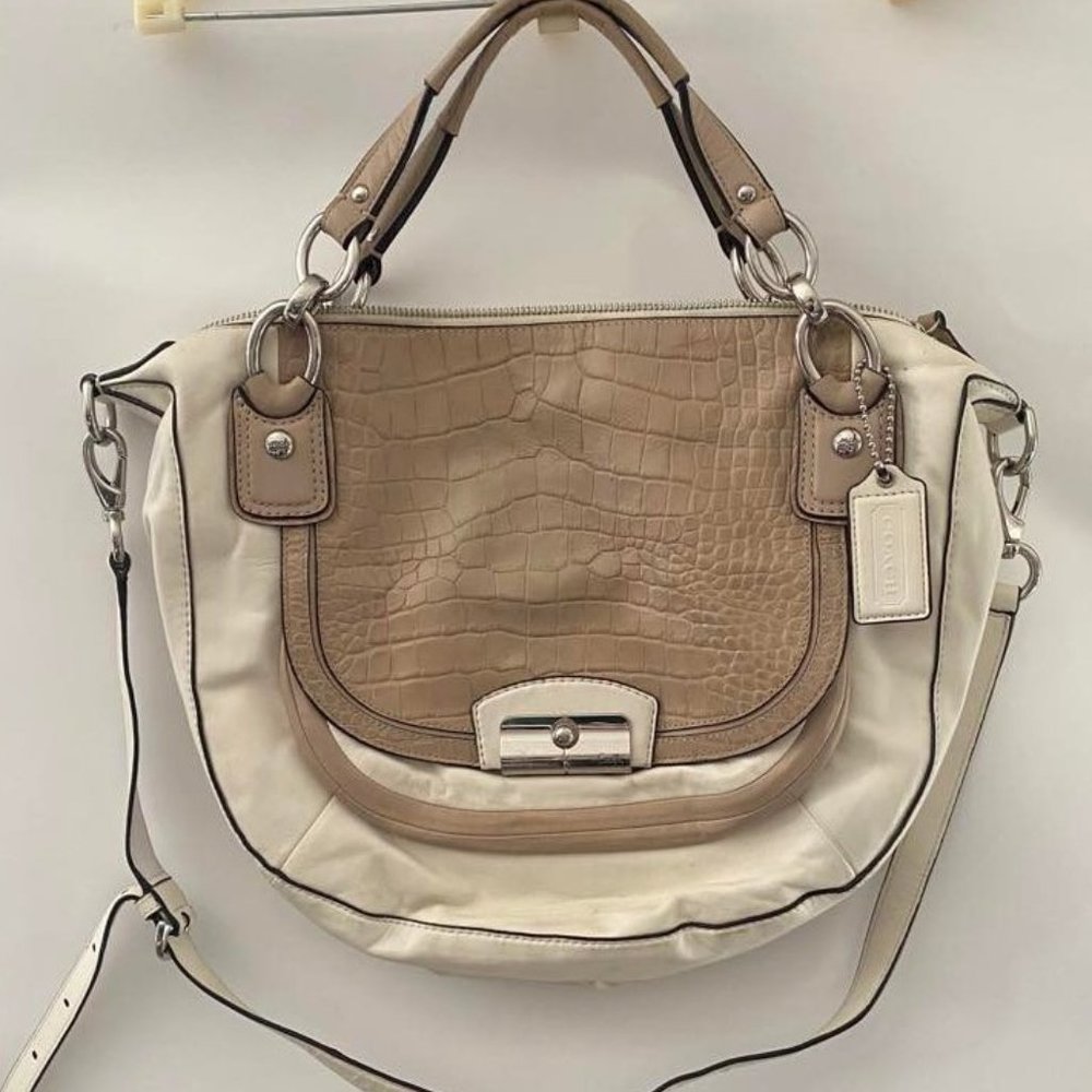 Coach Hobo Bag with Messenger Strap